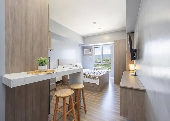 Furnished Designer In It Park With Amazing Mountain View, Fast Wifi, Netflix, Pool And