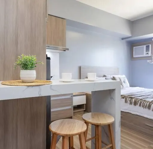 Apartment Furnished Designer In It Park With Amazing Mountain View, Fast Wifi, Netflix, Pool And