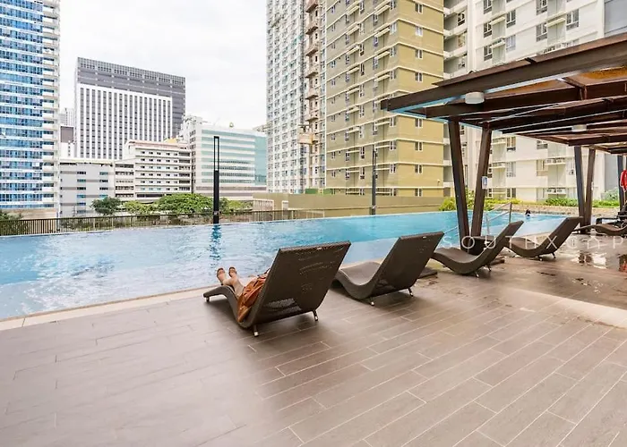 Apartment Furnished Designer In It Park With Amazing Mountain View, Fast Wifi, Netflix, Pool And