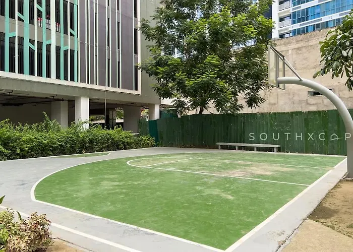Apartment Furnished Designer In It Park With Amazing Mountain View, Fast Wifi, Netflix, Pool And *